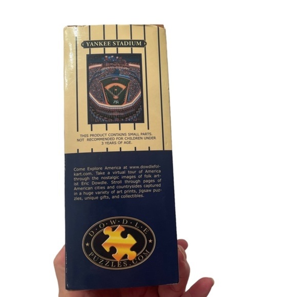 Yankee Stadium 500 Pieces Puzzle - Picture 6 of 7